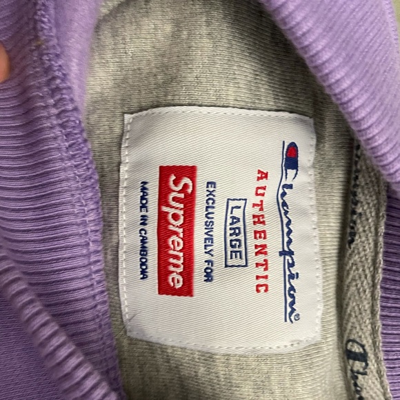 SUPREME and Champions sweater - Picture 3 of 3